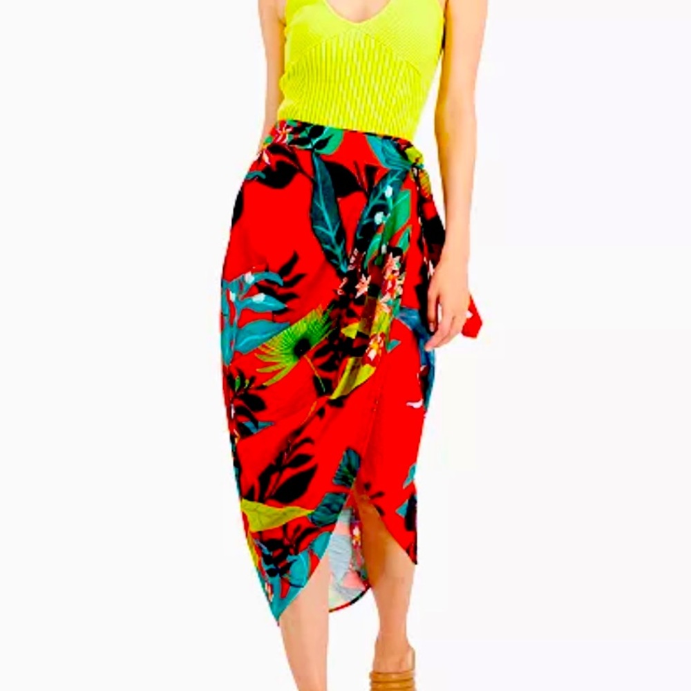 INC International wrap skirt - size S